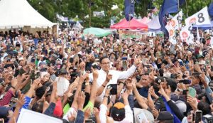 Kampanye Akbar di Cilacap, Anies Pamer Keberhasilan Pimpin DKI Jakarta