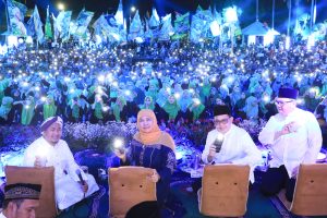 Bersihkan Diri di Bulan Ramadhan, Khofifah Ajak GenZi Berpola Pikir ‘Minal Masjid Ilal Masjid’