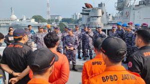 Pengungsi Gempa Bawean Bertambah, BPBD Jatim Kirim Ribuan Terpal dan Terjunkan Relawan Psikososial