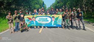 Kader Ansor se Jember Bersih-Bersih Lingkungan Serentak