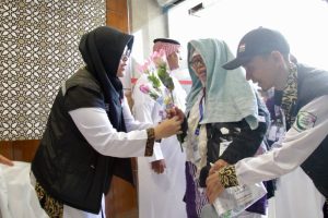 Ahlan Wa Sahlan 393 Jemaah Haji Indonesia Kloter Pertama di Madinah