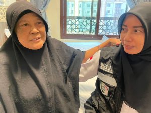 Bahagia Diantar Petugas Masuk Raudhah, Nenek Rasuna: Mau Saya Kasih Uang, Dia Tidak Mau