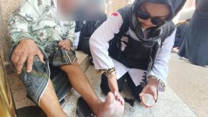Sandal Hilang di Masjid Nabawi, Telapak Kaki Jamaah Haji Ini Melepuh