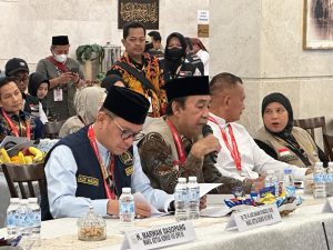 Rapat Evaluasi Pelaksanaan Haji, Arteria Cerita Ditangkap Polisi, kok bisa?