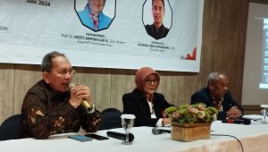 Sikap Kritis dan Kritik Bagian Demokrasi, Freddy Poernomo: Kaum Muda Tak Boleh Diam