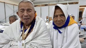 Bahagia Berhaji, Rusmiati dan Ngadnan Nikmati Proses Menyempurnakan Agama