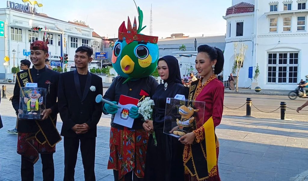 Si Jalih Maskot KPU Jatim Jadi Magnet Pengunjung Kawasan Kota Lama Surabaya