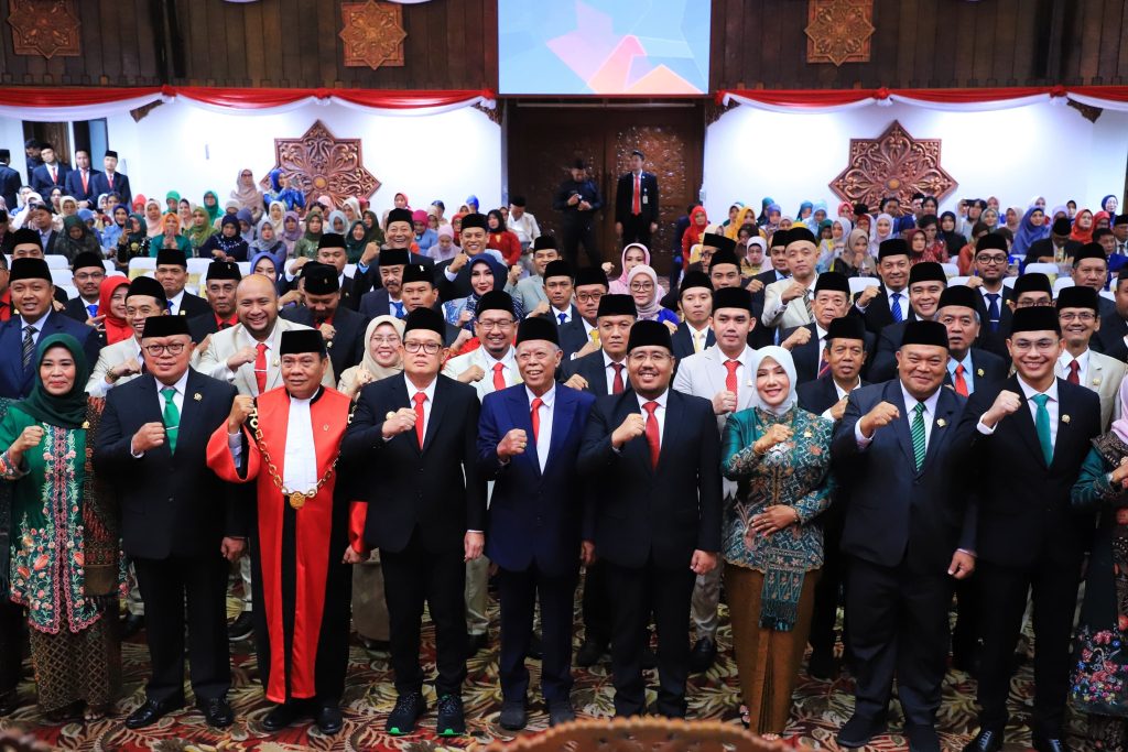 120 Anggota DPRD Jatim 2024-2029 Resmi Dilantik