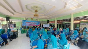 Sosialisasi Pencegahan DBD di Desa Klurak oleh KKN Tematik Bela Negara Kelompok 12 Universitas Pembangunan Nasional “Veteran” Jawa Timur