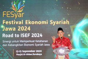 Buka Fesyar Regional Jawa 2024, Pj. Gubernur Adhy: Jatim Pusat Pengembangan Ekonomi Syariah Nasional