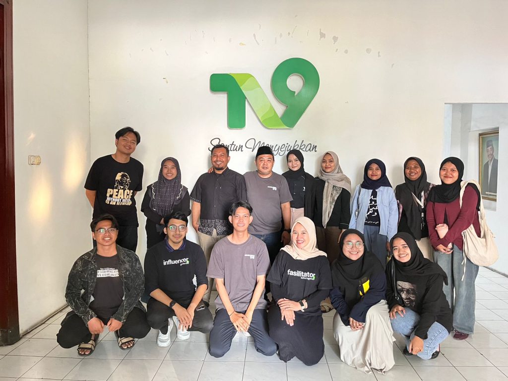 Kenalkan Thinking Gus Dur ke Gen-Z, Gerdu Suroboyo Asah Kompetensi Media Sosial di TV9 New Media