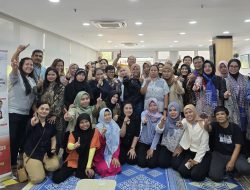 LPPM UNESA Gelar Pelatihan Kebugaran dan Tata Rias Wajah untuk WNI Penghuni Shelter di Singapura