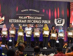 KI Jatim Beri Award Badan Publik Terapkan Keterbukaan Informasi, Ini Daftarnya!