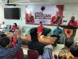 Said Abdullah Bantu Guru Honorer Kepulauan Kangean yang Motornya Dibakar