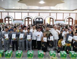 Sinergi Baznas Jatim dan Baznas Gresik Santuni 1.000 Yatim dan Dhuafa