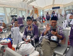 Fast Track Madinah Lancar, Jemaah Haji Kloter Pertama Tiba Bahagia
