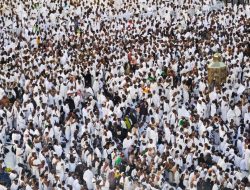 Jemaah Haji Mulai Bergerak ke Arafah pada 4 Juni 2025