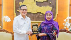 Jatim Jawara Perlindungan PMI, Gubernur Khofifah Raih Penghargaan Nasional dari Menteri BP2MI