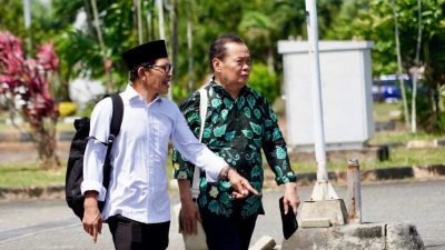 Mengenang KH. M. Imam Aziz: Simbol Keikhlasan dalam Pengabdian