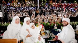 Syukuri 80 Tahun Kemerdekaan RI, Gubernur Khofifah dan Ribuan Masyarakat Jatim Larut Dalam Dzikir, Do’a  dan Sholawat Bersama Habib Syech