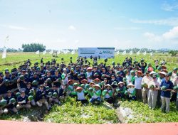 Dukung Program AKSI 2025 Pupuk Indonesia, Petrokimia Gresik Rayakan HUT RI ke-80 dengan Kepedulian dan Kolaborasi