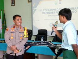 Kapolres Probolinggo Tekankan Pentingnya Bijak Bermedsos kepada Pelajar