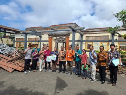 Kemendikdasmen Berikan Bantuan Sarana dan Prasarana ke  Sekolah Terdampak Banjir di Bali
