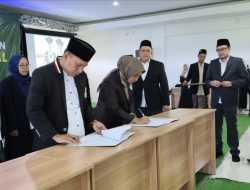 Gus Maksum Harapkan Unisla Terus Inovatif dan Jadi Kampus Terdepan