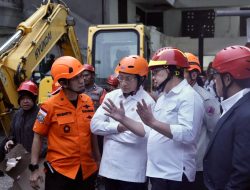 Tinjau Pesantren Al Khoziny, Menag Salurkan Bantuan dan Siapkan Upaya agar Kejadian Tidak Terulang
