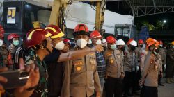 Bupati Terus Pantau Pencarian Korban Runtuhnya Bangunan Mushola Ponpes Al Khoziny
