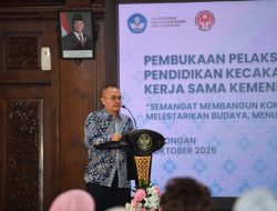 Kolaborasi Kemendikdasmen dan Dekranas Dukung Pelestari Wastra Lestarikan Tenun Nusantara melalui Program PKW