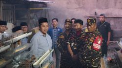 Gus Addin Kunjungi Peternakan Ayam Kader GP Ansor Diwek, Dorong Usaha Gotong Royong Berbasis Desa