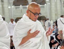 Wamenhaj Sampaikan Doa dari Masjidil Haram untuk Pemerintahan Presiden Prabowo dan Penyelenggaraan Haji yang Lebih Baik