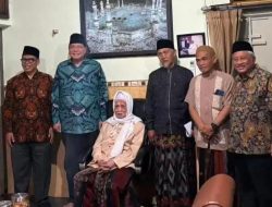 Etika Komunikasi dan Belajar Adab Pak CT ke Lirboyo