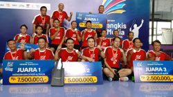 Pasangan Media Kediri Sukses Back To Back Kejuaraan Bulu Tangkis Antar Media 2025