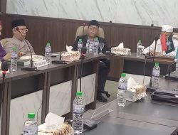 Belasan Mufti Kerajaan Perak-Malaysia Belajar Tarekat ke PWNU Jatim