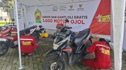 Sinergi BAZNAS RI dan BAZNAS Gresik Gelar Layanan Servis dan Ganti Oli Gratis untuk 5.000 Ojol