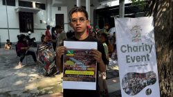 Komunitas Barber Surabaya Gelar Aksi Cukur Rambut Bayar Suka-Suka untuk Korban Banjir Sumatera