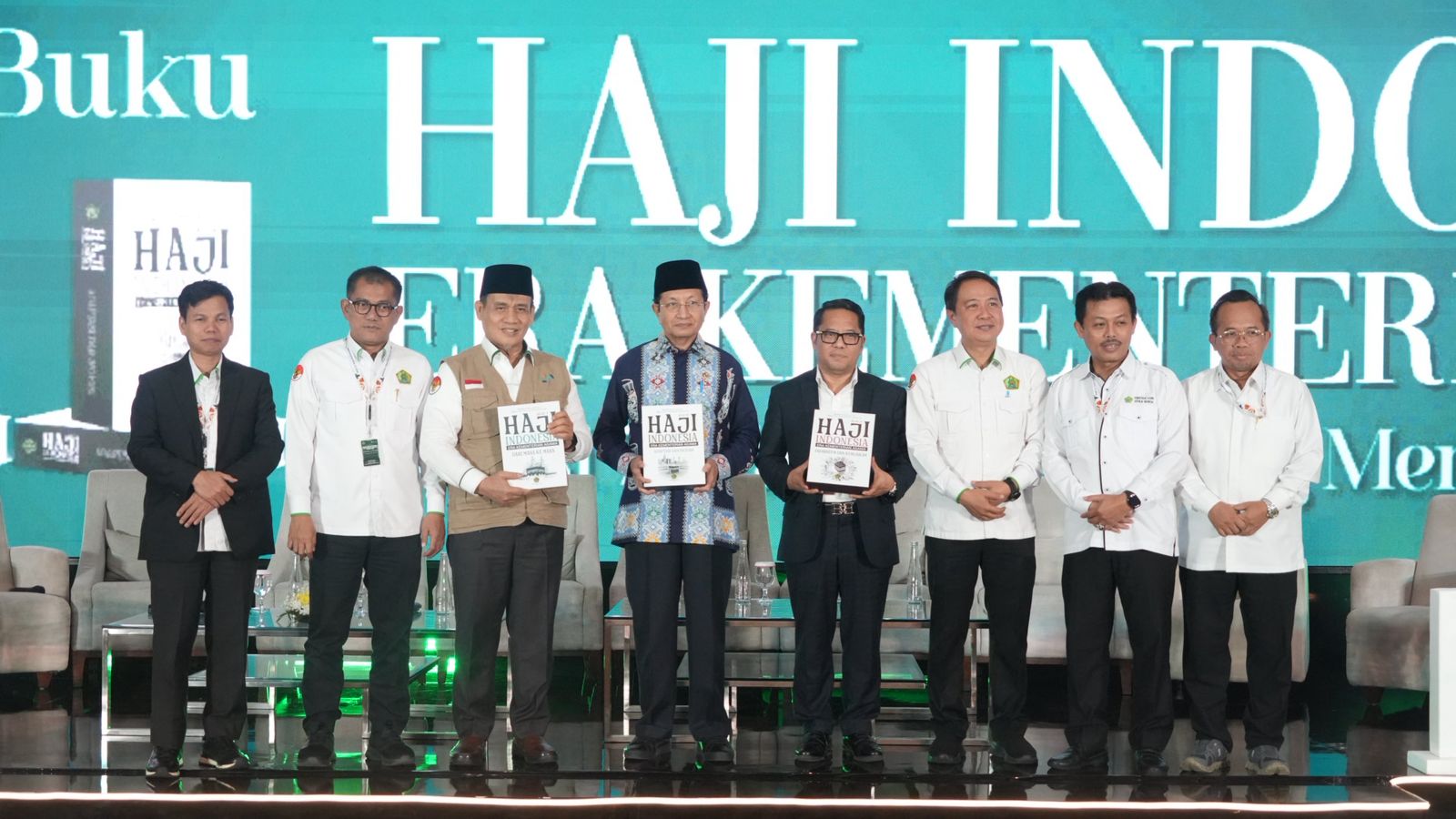 Pamitan, Ditjen PHU Persembahkan Buku Memori Kolektif 75 Tahun Kemenag Kelola Haji