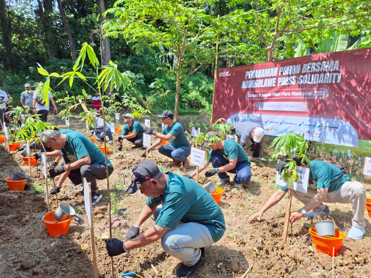 Gelar Festival Alam Lestari, RPS Tanam Pohon dan Tebar Puluhan Ribu Benih Ikan di Tuban