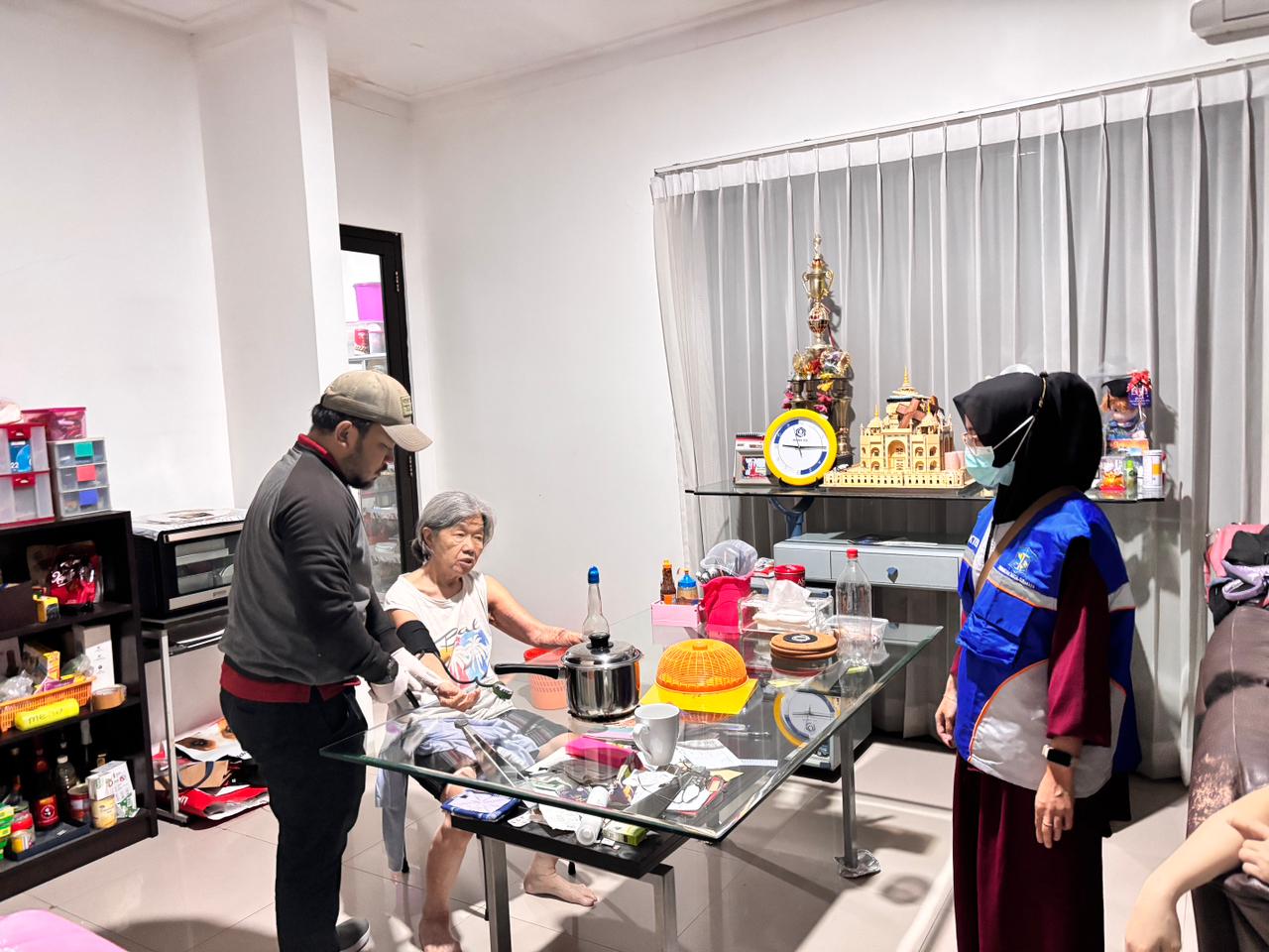 Ibu-Anak Buronan Kasus Kredit Fiktif Bank Jatim Rp 4,75 Miliar Ditangkap di Surabaya