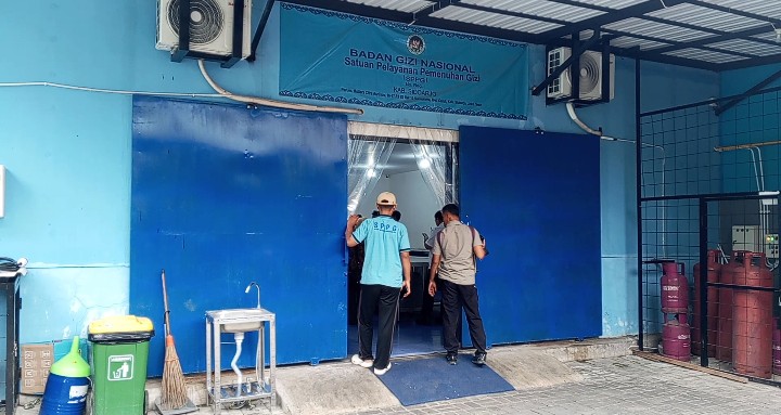 Tinjau SPPG Sumorame Candi, KSP RI Soroti IPAL dan Lantai Epoxy Rusak
