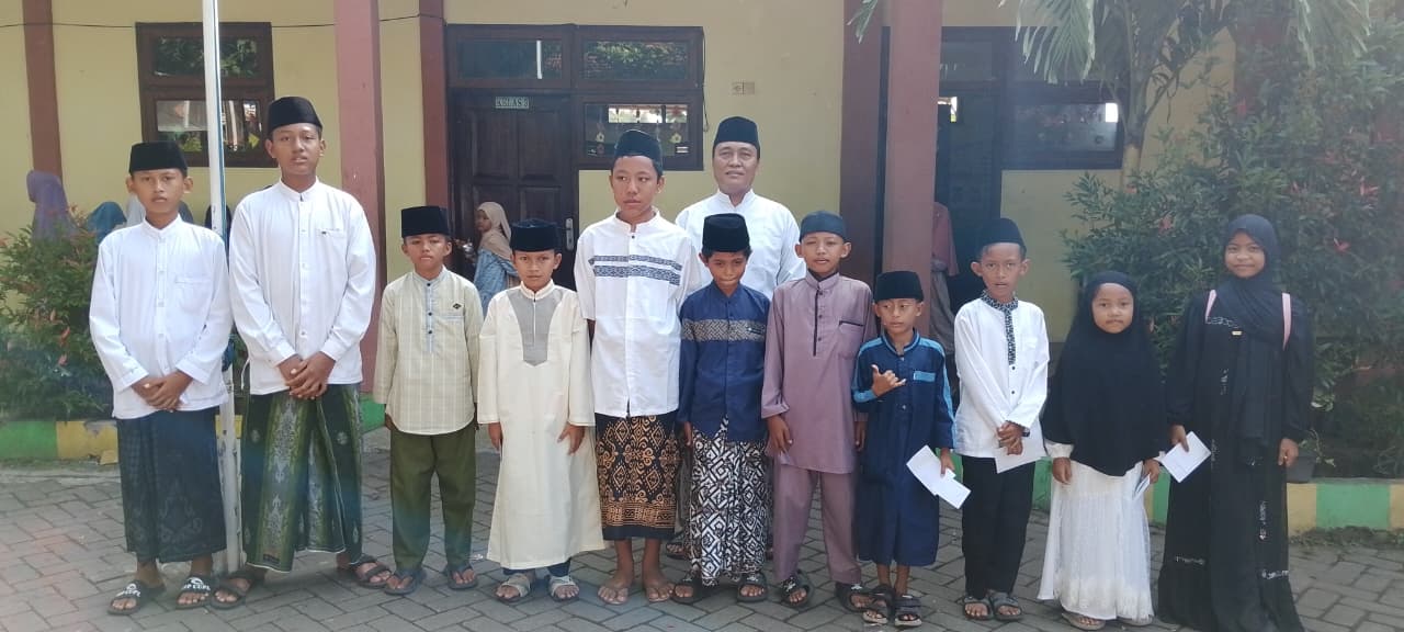 Sambut Tahun Baru Islam Dengan Berdoa dan Bershodaqoh