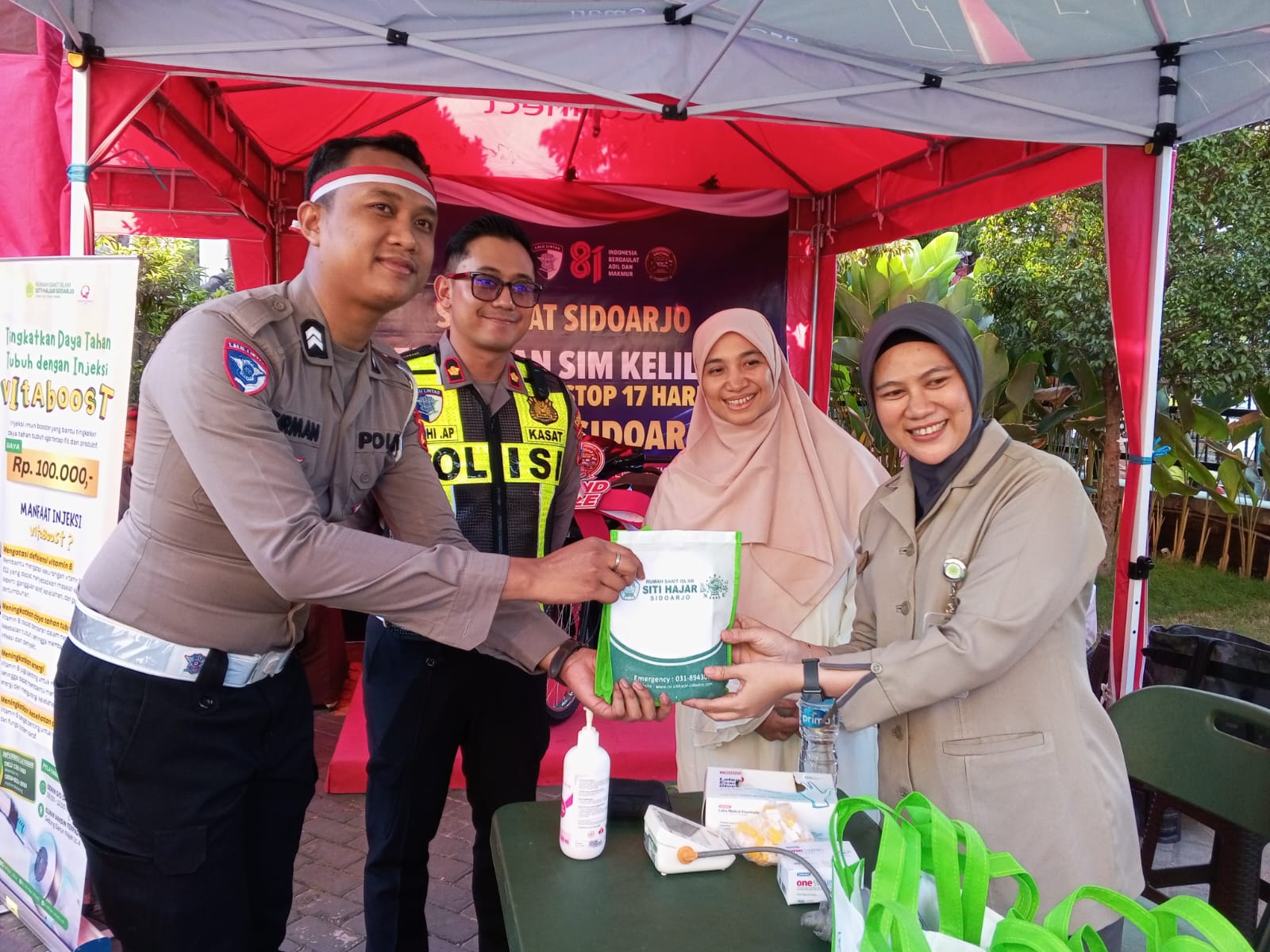 Jadi Titik Lokasi Simling, RSI Siti Hajar Sidoarjo Berikan Pelayanan Kesehatan Bagi Para Petugas SIM dan Masyarakat.