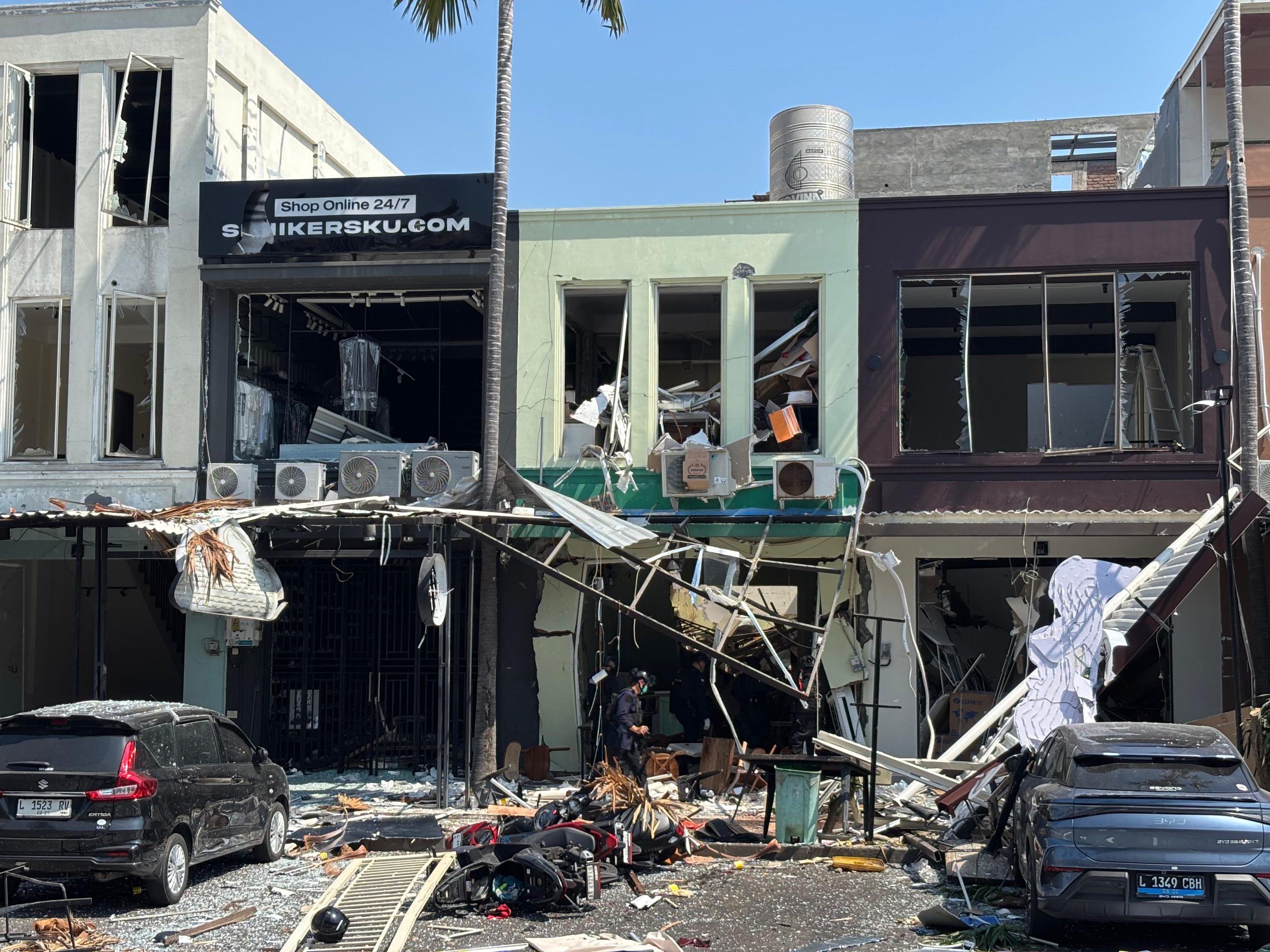 Polisi Pastikan Ledakan San Antonio Surabaya Bukan Bom, Pipa Gas Elpiji Diduga Bocor